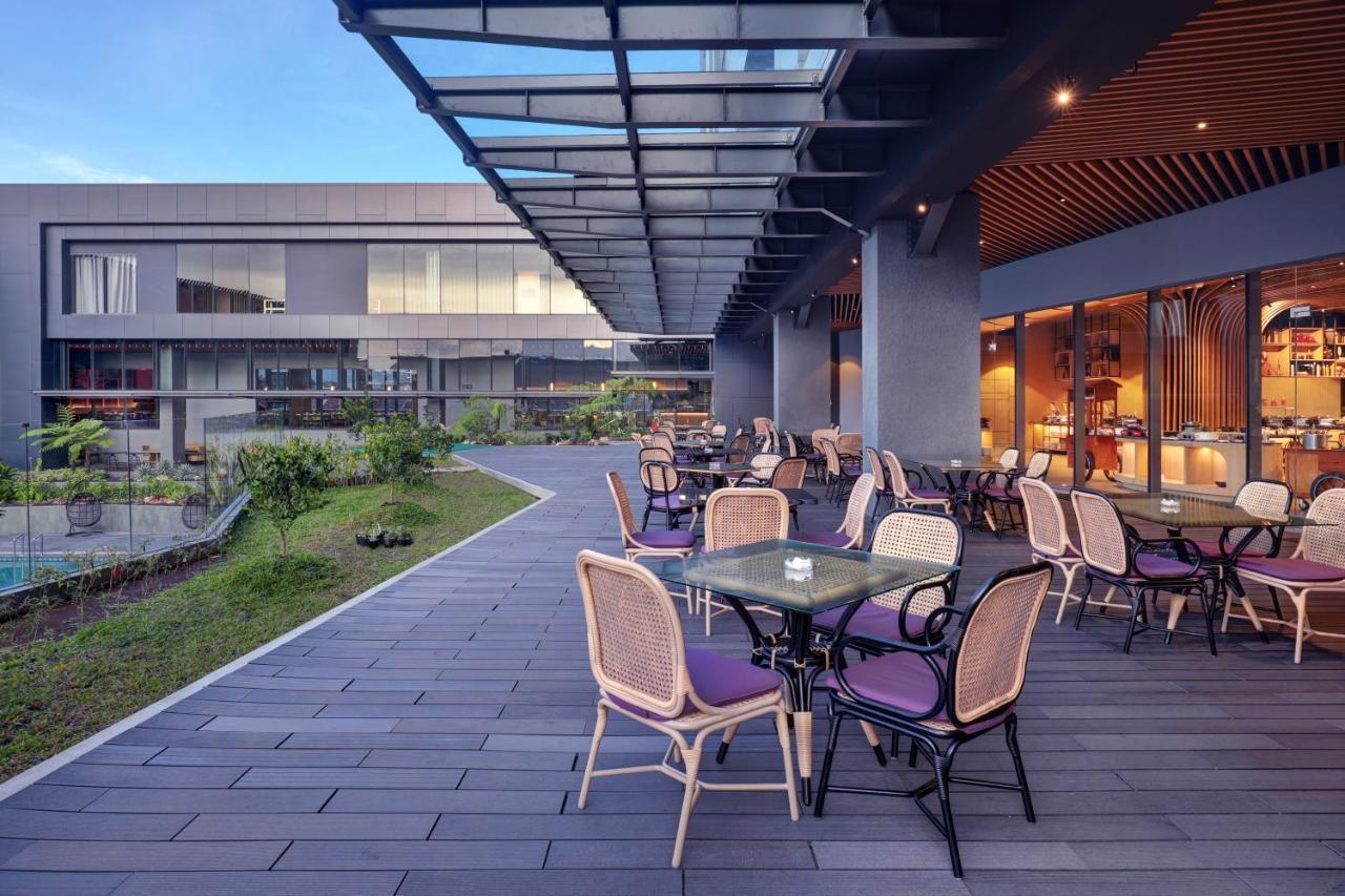 Grand Mercure Malang Ngoại thất bức ảnh